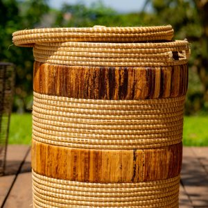 Laundry Basket made of Raffia and banana fiber